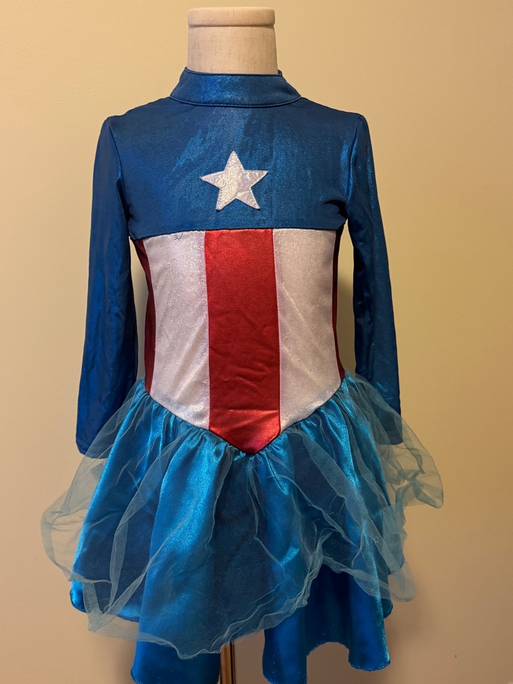 used Marvel Captain America Girls Costume Dress Tutu Approx 3T-4T